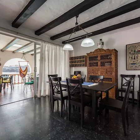 Villa Coki Deluxe - First Line Of The *