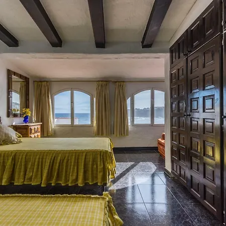 Coki Deluxe - First Line Of The