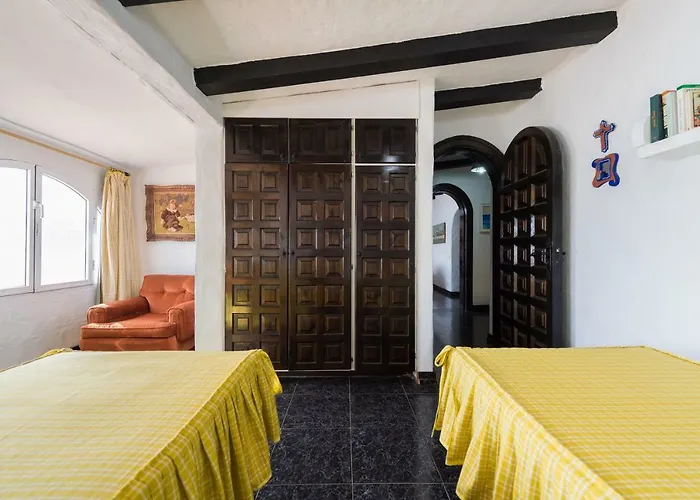 Coki Deluxe - First Line Of The *