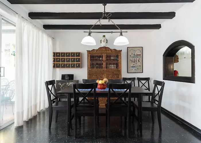 Coki Deluxe - First Line Of The 别墅 特尔德